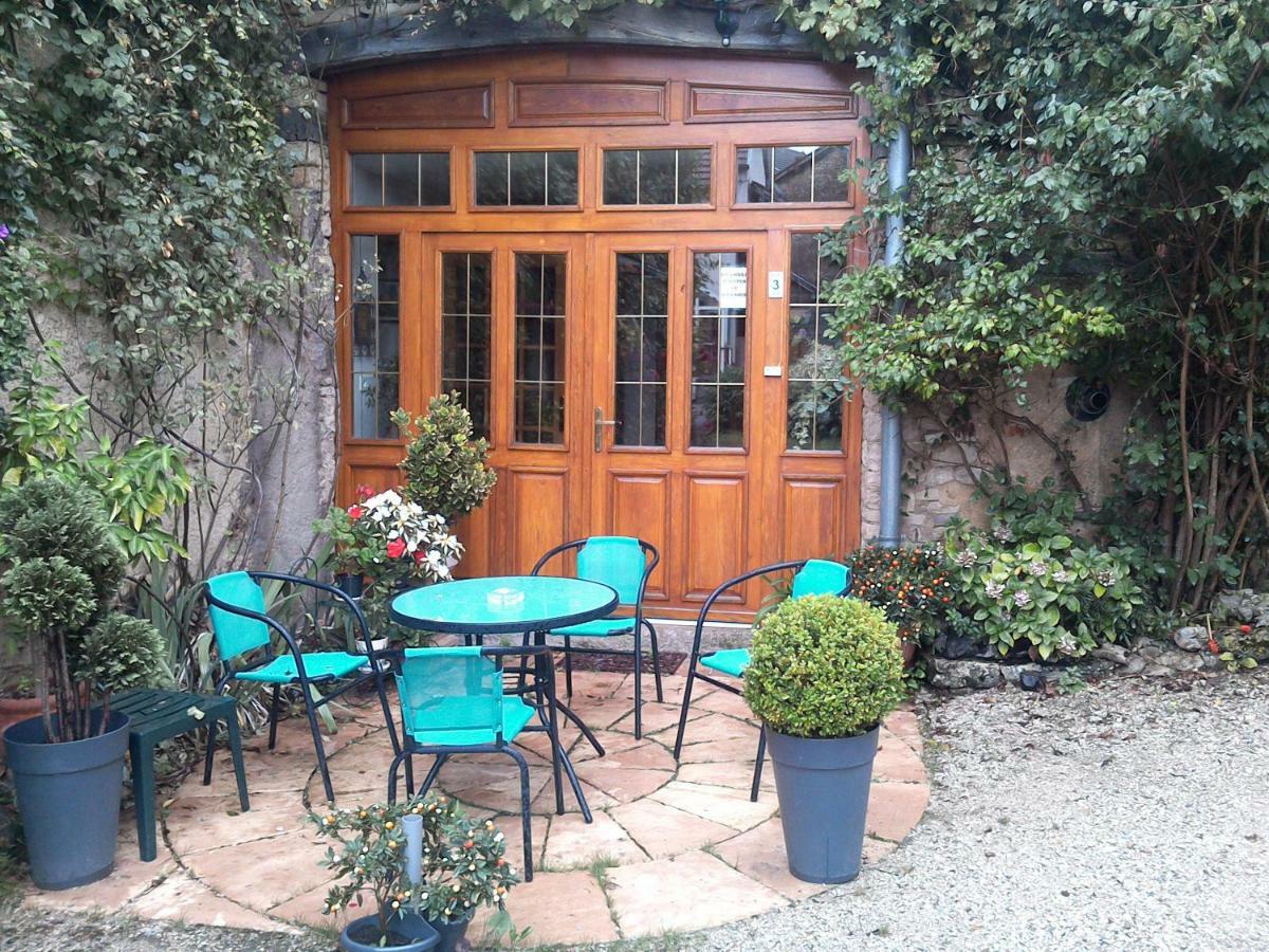 Le Chanois Fontaine  Exteriör bild
